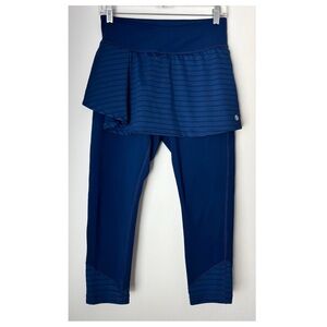 Lija Skirted Leggings Size Small Blue Activewear Tennis Pickleball Modest Capri